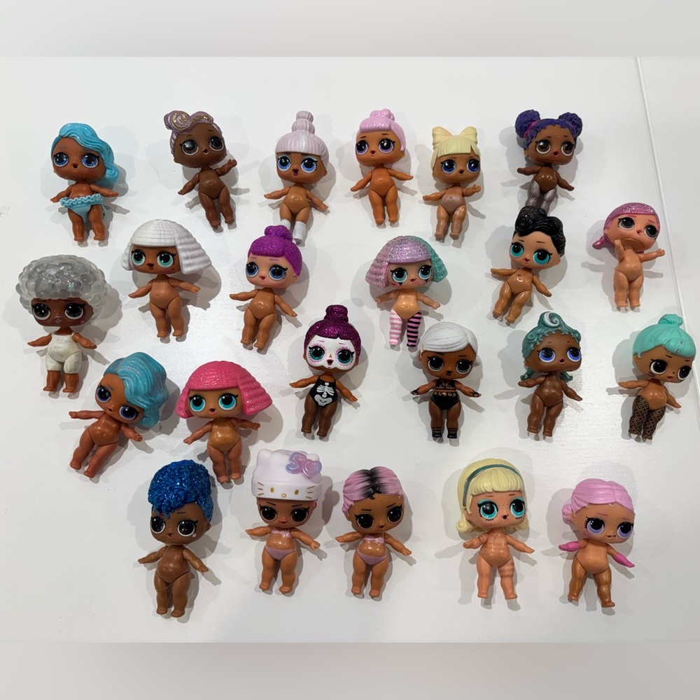 LOL Surprise Doll lot of 23